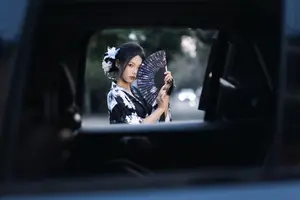 YiTuYu Vol.8764: Discover the Elegant Beauty of Qi Miao in a Private Space-2