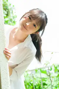 Discover Kaiga Kotori: Charming Beauty in FLASH Digital Photo Book 'The Me You Don't Know'-14