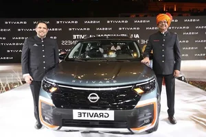 The New 2026 Nissan Gravite: An Affordable 7-Seater MPV Redefining Budget Family Travel with Modern Style and Practicality-10