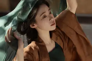 Discover the Ethereal Beauty of Wan Dou Er in YiTuYu Art Collection Vol. 8646-0