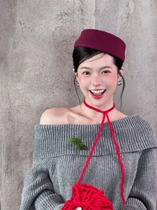 Do Yen Dan Radiates Sophistication in a Stunning Purple Silk Gown-1