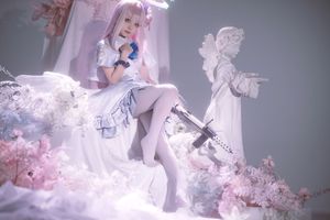 Portrays Mika Misono Blue Archive: Angelic Cosplay Beauty-5