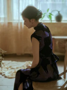 Stunning Oriental Portrait Photography: YiTuYu Art Language Vol.9236 featuring Model Yang Yang – Elegant Aesthetic Photo Collection-13