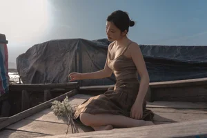 Dreamy Portrait Photography Featuring Yi Xin: Art Language Vol.9299 Aesthetic Lifestyle and Fashion Inspiration-2