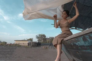 Dreamy Portrait Photography Featuring Yi Xin: Art Language Vol.9299 Aesthetic Lifestyle and Fashion Inspiration-7