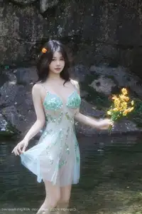 XiuRen No 10756 Enchanting Yin Tian Tian Sunny A Muse Amidst Serene Nature Captivating Beauty-25