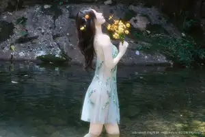 XiuRen No 10756 Enchanting Yin Tian Tian Sunny A Muse Amidst Serene Nature Captivating Beauty-10