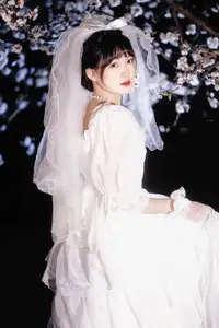 YiTuYu Vol. 8635: Ren Hai Bu's Dreamy White Dress Amidst Blossoms-8