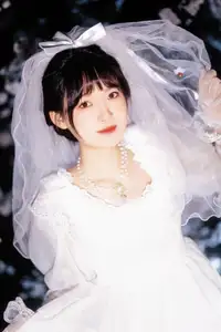 YiTuYu Vol. 8635: Ren Hai Bu's Dreamy White Dress Amidst Blossoms-13