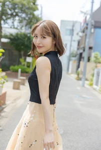 Aesthetic Date Night Inspiration: Sarina Momonaga’s Guide to the Perfect Romantic Day Out-27