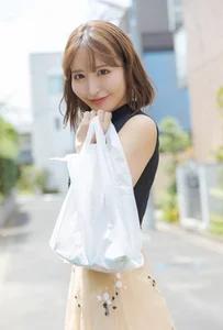 Aesthetic Date Night Inspiration: Sarina Momonaga’s Guide to the Perfect Romantic Day Out-11