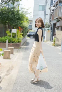 Aesthetic Date Night Inspiration: Sarina Momonaga’s Guide to the Perfect Romantic Day Out-31