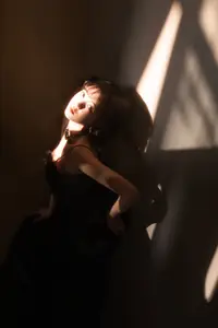 Yi Ming: Classic Elegance in Black Lace Dress - YiTuYu Art Language Vol.8835-17