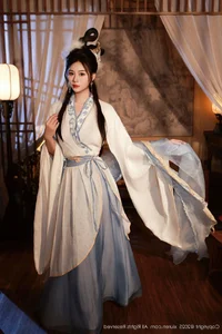 Ethereal Moonlight: Nan Qiao’s Captivating Mid-Autumn Fashion Editorial-23