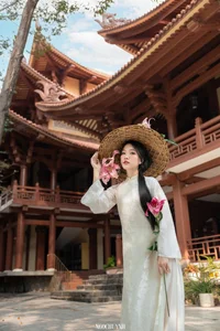 Ethereal Muse in the Bamboo Forest: A Poetic Traditional Journey-11