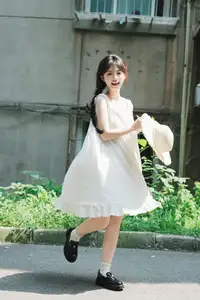 Charming Qi E Luo Bo Guai in YiTuYu Vol.8726: Pure Beauty in an Old Setting-15