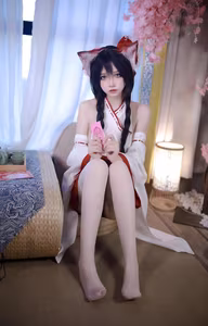Coser Alluring Kitsune Charm in Traditional Japanese Attire-2