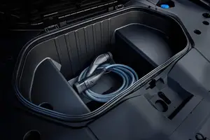 Discover the All-New Electric BMW iX3: AI Virtual Assistant and Smart Interaction Technology-13