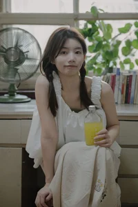 Elegant Summer Afternoon Portrait Session with Model Zhao Zhao – Art Language Vol.9288 High-Quality Lifestyle Photography Collection-2