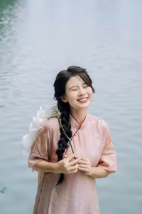 XVG No.26: Elegant Vietnamese Girl with a Charming Smile and White Orchids-1