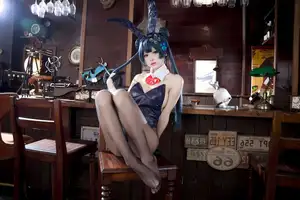 Coser Jiu Qi Miao Transforms into Ryūka Fisaki Bunny Girl: A Dazzling Blue Archive Cosplay-32