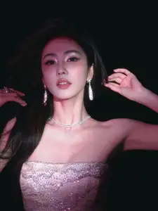 Bailu Shines Mystically with Light: Captivating Beauty in the Night, Igniting Curiosity-8