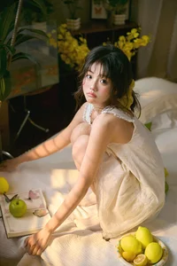 Lemony Summer Aesthetic: Art Language Vol.9345 Featuring Xiao Xin Yi Yi - Vibrant Portrait Photography and Sun-Kissed Seasonal Style Inspiration-2