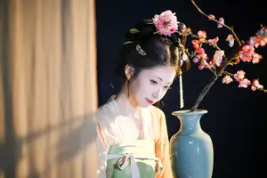 Tu Ya W in YiTuYu Vol.8680: Classical Beauty & Peony Elegance-11