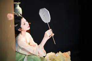 Tu Ya W in YiTuYu Vol.8680: Classical Beauty & Peony Elegance-3