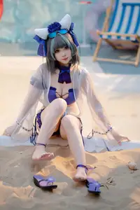 Coser Bangni Transforms into Alluring Swimsuit Cheshire on the Beach - (87P)-5