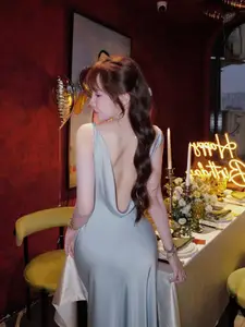 Billiards Hot Girl Le Tuyet Anh Shines in Elegant Silk Dress.-5