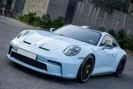 Mint Condition: The Porsche 911 GT3 Reborn in Breathtaking Turquoise Elegance-0