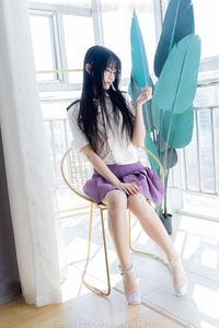 BoBoSocks No.538: Elegant Chinese Model in Mini Skirt, High Heels, and Crystal Socks-0