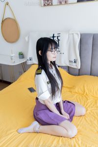 BoBoSocks No.538: Elegant Chinese Model in Mini Skirt, High Heels, and Crystal Socks-21