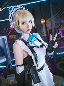 Sharp Elegance: Xiao He Tian Jiu as Maid Toki from Blue Archive-8