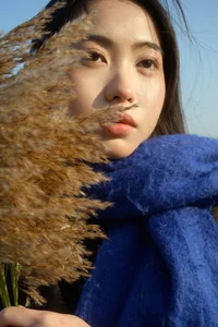 Ethereal Winter Lakeside Portrait Session with Ban Ge Yue Liang: YiTuYu Art Language Vol.9334 Aesthetic Photography Collection-6