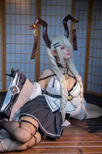 Coser Chunmomo Captivates in Alluring Part03 (65P) Photoshoot-3