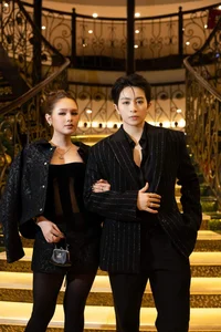 Stunning Miss and Runners-up grace the VUNGOC&SON red carpet-8