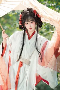 Hanfu Elegance Amidst Camellias YiTuYu Vol.8881 Jiao Yi Zhi Sui Sui-4