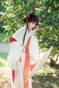 Hanfu Elegance Amidst Camellias YiTuYu Vol.8881 Jiao Yi Zhi Sui Sui-13