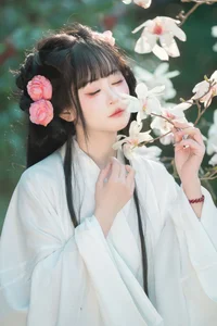 Hanfu Elegance Amidst Camellias YiTuYu Vol.8881 Jiao Yi Zhi Sui Sui-15