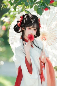 Hanfu Elegance Amidst Camellias YiTuYu Vol.8881 Jiao Yi Zhi Sui Sui-10