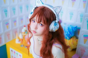 Y2K Cyber Cat Vibes: A Futuristic Fashion Journey with Coser Ely_eee-11
