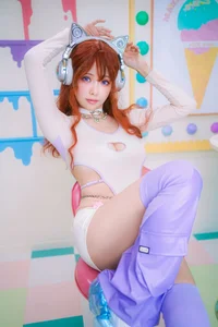 Y2K Cyber Cat Vibes: A Futuristic Fashion Journey with Coser Ely_eee-5