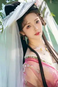 Coser Wen Mei Bu Jiang Dao Li - Mid-Autumn Festival: Ethereal Hanfu Beauty Amidst Serene Landscapes-13