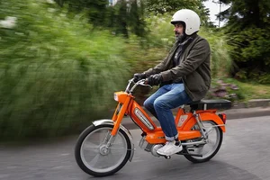 New Peugeot 2008 Iconic Limited: Sleek Design, Advanced Tech, and the Ultimate Compact SUV Experience for Modern Drivers-9