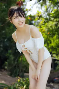 Usa Hiiragi's Youthful Charm: Exclusive Gravure from Young Champion - JP Usa Hiiragi-75