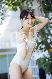 Usa Hiiragi's Youthful Charm: Exclusive Gravure from Young Champion - JP Usa Hiiragi-4