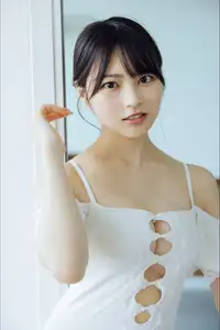 Usa Hiiragi's Youthful Charm: Exclusive Gravure from Young Champion - JP Usa Hiiragi-52