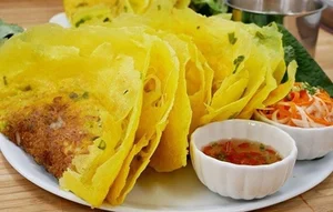 Bánh Mì Heo Quay: The World's Top-Ranked Vietnamese Street Food Delight-3